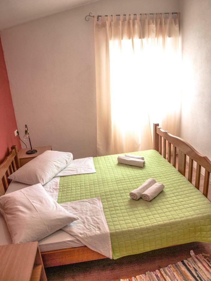 Apartment Pletikosic Каштела Экстерьер фото